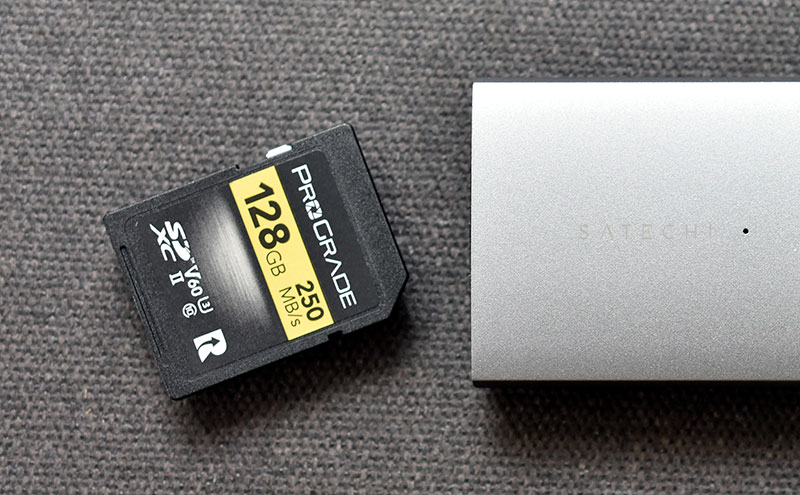 8987円 【現金特価】 ProGrade Digital プログレードデジタル COBALT 300R メモリーカード 正規輸入品